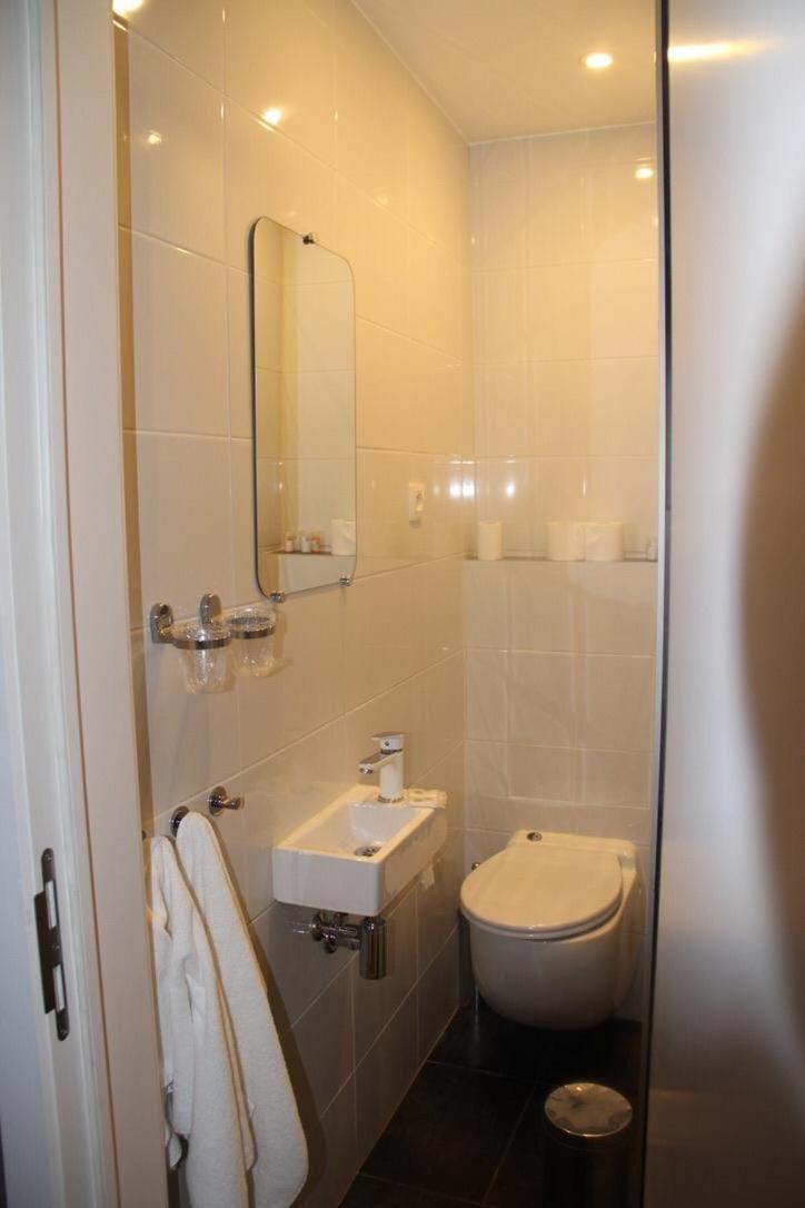 Hotel Frederiksborg Koekelberg Eksteriør billede
